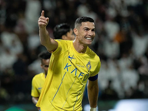 Tarihin ilk milyarder futbolcusu oldu! 1,4 milyar dolarlık servetiyle rekor kırdı