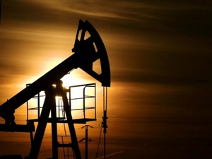 OPEC+ kararı yetmedi: Kayıplar s&uuml;r&uuml;yor