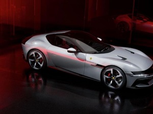 L&uuml;ks&uuml;n simgesi &ccedil;akıldı: Ferrari hisseleri d&uuml;şt&uuml;