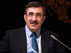 Yılmaz: &ldquo;Refahı kalıcı olarak y&uuml;kseltmeyi hedefliyoruz&rdquo;