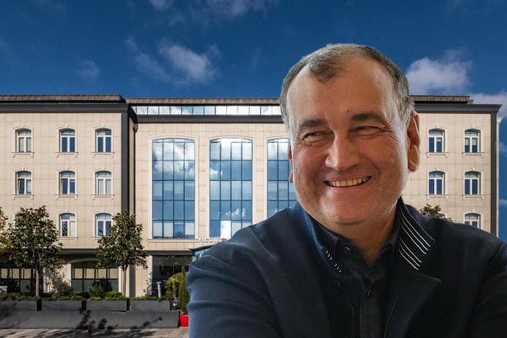 Yıldız Holding Türkiye'den çekiliyor mu? Murat Ülker'den olay yanıt: "Anamın evinde oturuyorum"