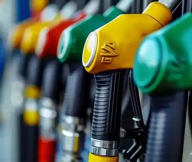 İndirim geldi! Motorin ve benzinde fiyat değişti (25 Mart 2026 g&uuml;ncel akaryakıt fiyatları)