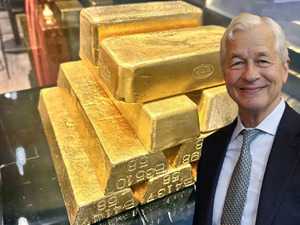 Dev bankanın &uuml;st d&uuml;zey isminden şaşırtan altın tahmini! "Yatırımcı değilim ama..." diyerek rakam verdi