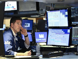 'Korku Endeksi' y&uuml;kseldi! K&uuml;resel piyasalarda negatif seyir