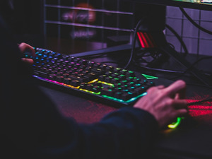 Veliaht Prens&rsquo;in &ldquo;Vizyon 2030&rdquo; planı! Suudi Arabistan'dan oyun sekt&ouml;r&uuml;ne dev yatırım