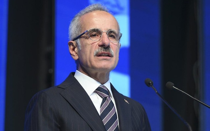 Uraloğlu'ndan Antalya'da kadın kolları mesajı