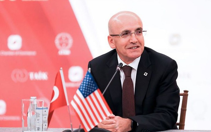 Bakan Şimşek: Küresel yatırımcılara Türkiye potansiyeli sunuldu
