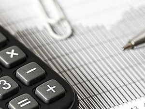 Ekonomist Babuş&ccedil;u uyardı: Torba Yasa ile vergi y&uuml;k&uuml; ağırlaşıyor