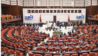 Lübnan tezkeresi Meclis'ten geçti