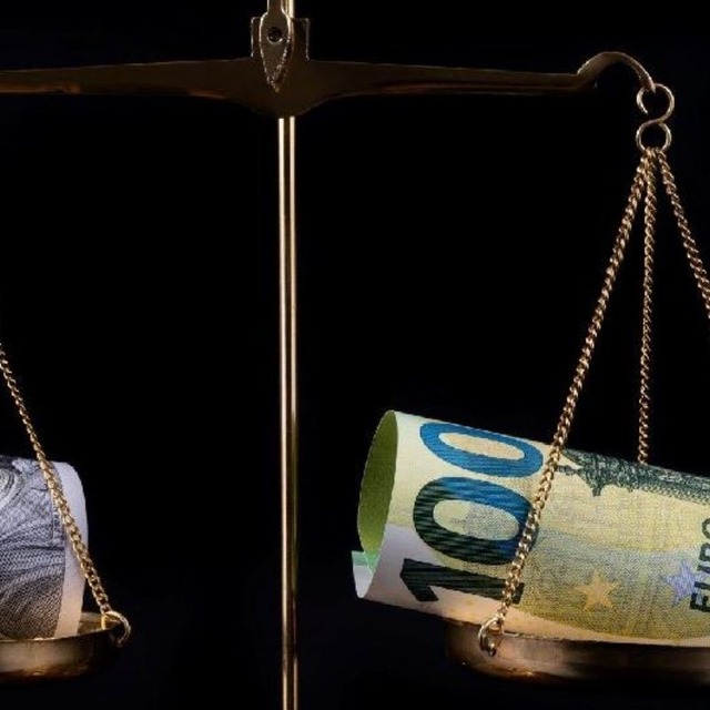 Serbest piyasada d&ouml;viz a&ccedil;ılış fiyatları