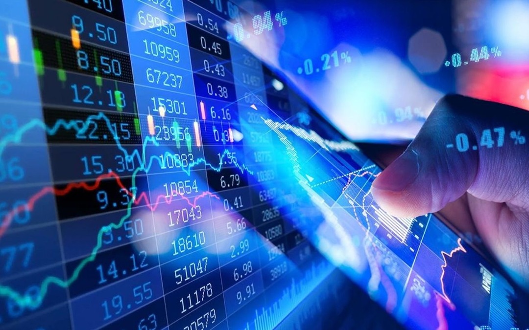 Defter Değerinin Altında Kalan BIST 100 Hisseleri: Değer Mi, Risk Mi?