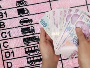 1.9 milyon kişi i&ccedil;in kritik s&uuml;re doluyor: Ucuz tarife i&ccedil;in bu hafta son! Ehliyet yenileme &uuml;creti artıyor