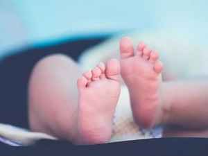 Bakanlık harekete ge&ccedil;ti! Doğum izinlerinde yeni d&ouml;nem: S&uuml;re uzuyor