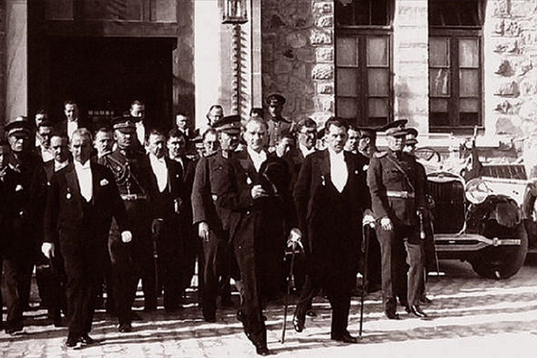 Türkiye Cumhuriyeti 102 yaşında! "Egemenlik kayıtsız şartsız milletindir"