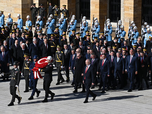 Cumhurbaşkanı Erdoğan ve devlet erkanı  Anıtkabir&rsquo;de
