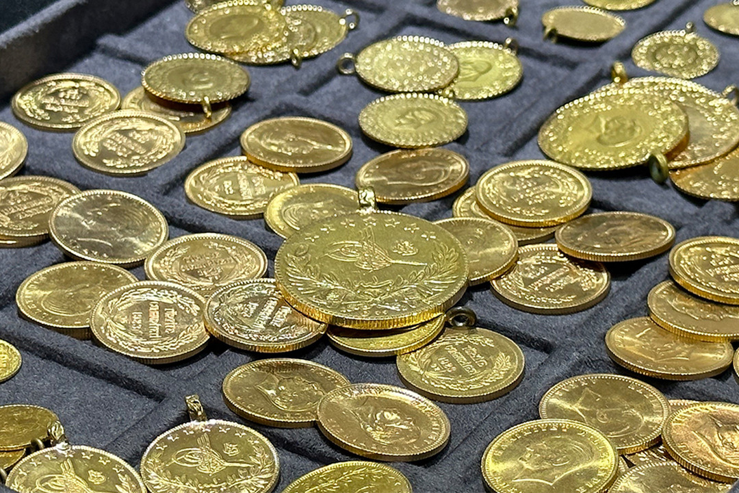 Altın fiyatları hangi faktörlere göre değişir?