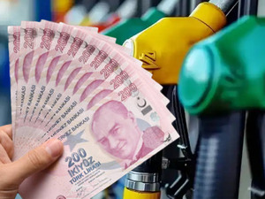 S&uuml;r&uuml;c&uuml;lere k&ouml;t&uuml; haber: Benzine bu gece 1,14 TL zam geliyor