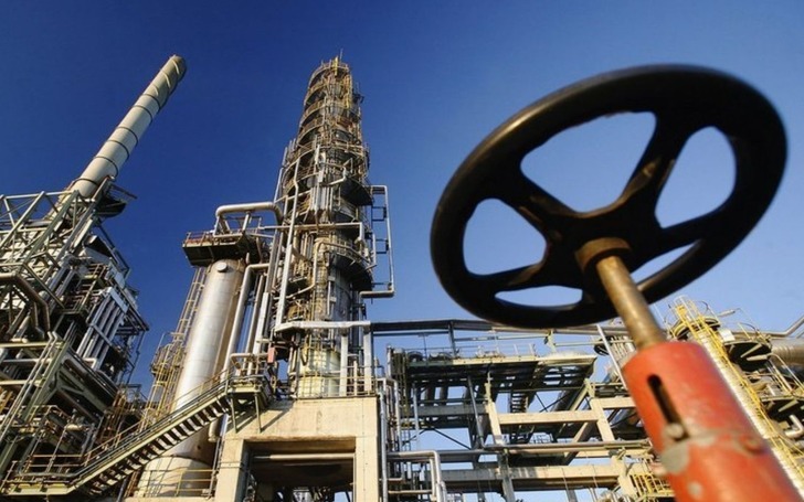 Irak’tan şok petrol kararı: Akaryakıt alımını durdurdu!