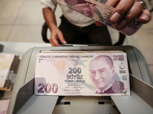 3 b&uuml;y&uuml;k şehirde rekor! Toplam mevduat 15 trilyon TL&rsquo;yi geride bıraktı