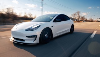 Tesla cazibesi sorgulanıyor! O ülkede satışlar düştü