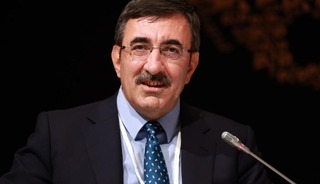 Cumhurbaşkanı Yılmaz'dan dış ticaret yorumu: "Ekonomi Dengede!"