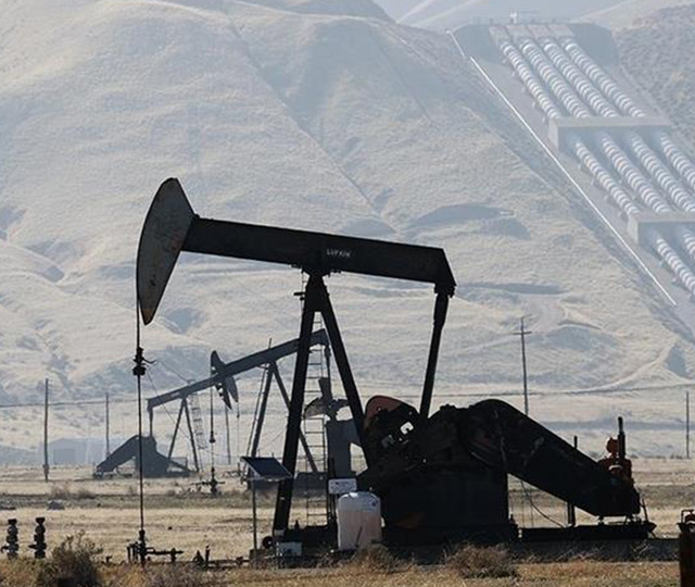 ABD'nin ticari ham petrol stokları 5,2 milyon varil artt - 