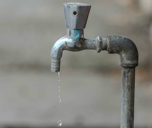 İzmir’de su krizi derinleşiyor: Kesintiler o tarihe kadar uzatıldı!