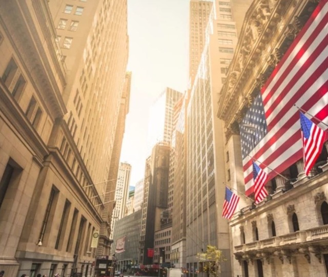 New York borsası d&uuml;ş&uuml;şle a&ccedil;ıldı