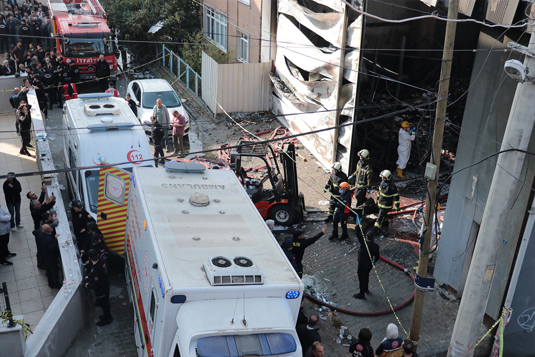 Yangında 6 kişi hayatını kaybetmişti! 3 kişiye g&ouml;zaltı