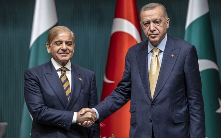 Cumhurbaşkanı Erdoğan, Pakistan Başbakanı ile görüştü