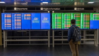 ABD'deki hükümet krizi uçuşları vurdu: İptallerin sayısı 2 bin 700'ü aştı