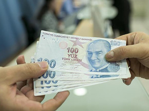 Kulis bilgisini a&ccedil;ıkladı! Milyonlarca emekliyi ilgilendiriyor: Seyyanen zam ve refah payı i&ccedil;in net konuştu