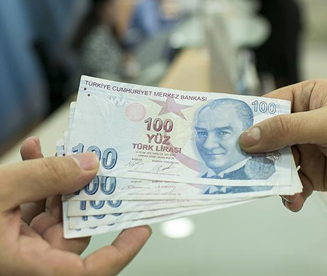 Kulis bilgisini açıkladı! Milyonlarca emekliyi ilgilendiriyor: Seyyanen zam ve refah payı için net konuştu