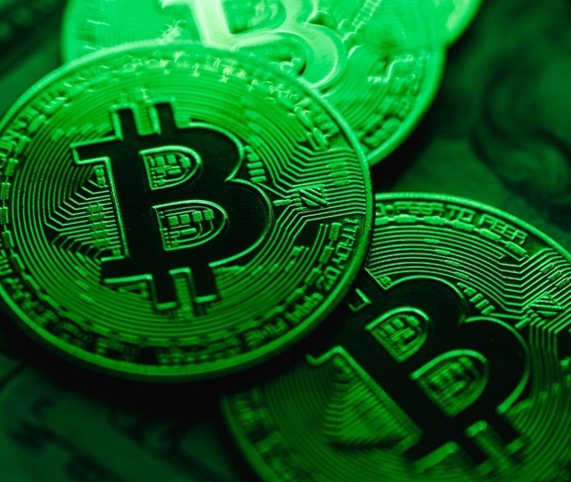 Yasağa rağmen geri dönüş: Bitcoin madenciliği sessizce diriliyor