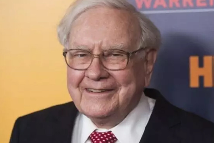 Warren Buffett hangi hisselere ve sektörlere yatırım yapıyor? Berkshire’ın dev portföyü açıklandı