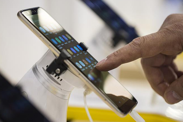 Bakanlık uyardı! Bu yöntemle cep telefonu alanlar dikkat: "Yetki belgesi" başınıza dert açabilir