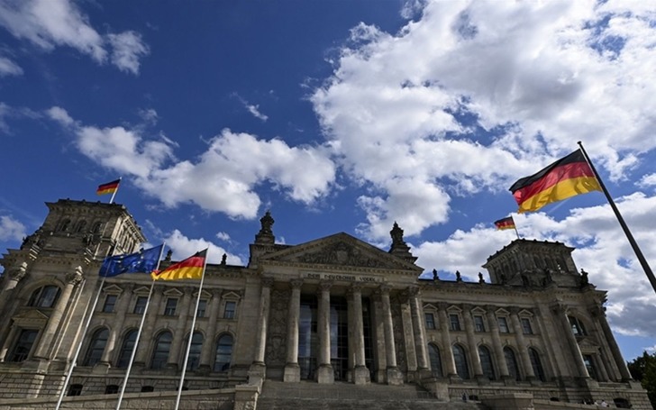 Almanya'dan İsrail kararı: Silah ihracatı kısıtlamalarını kaldırıyor