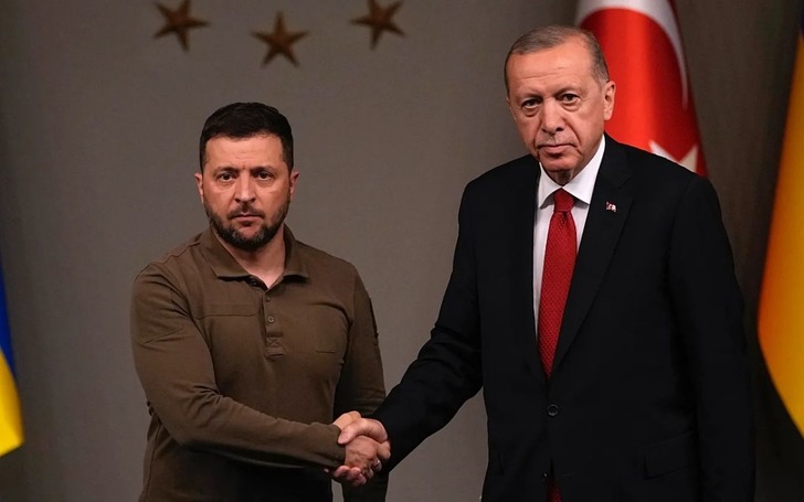 Zelenskiy duyurdu: "Yarın Türkiye’de görüşmeler var"