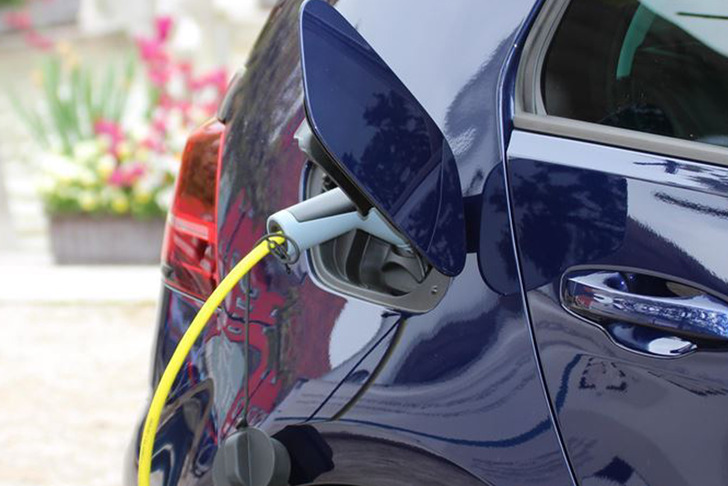 Trafiğe kayıtlı elektrikli otomobil sayısı 330 bini geçti! Hibrit modellere yoğun ilgi