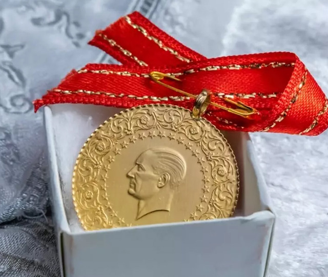 300 milyar dolarlık altın sisteme girecek mi?