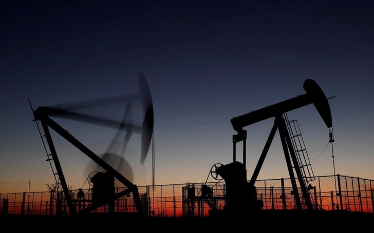 Ham Petrol 5 Yılın En Düşük Seviyesinde: Küresel Piyasalarda Sessiz Risk Büyüyor