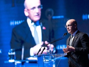 Bakan Şimşek: "Refah d&uuml;zeyinin y&uuml;kseldiği bir yapı i&ccedil;in gerekli adımları atıyoruz"