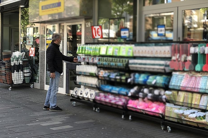 Almanya'da tüketici güveni hafif yükseldi! 0,9 puan arttı