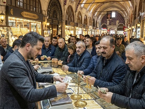 Ons altın y&uuml;kselirken gram altın neden y&uuml;kselmiyor?