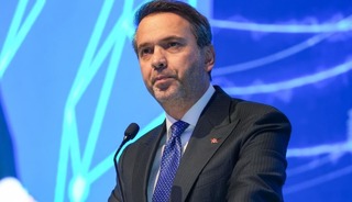 Bakan Bayraktar'dan LNG açıklaması