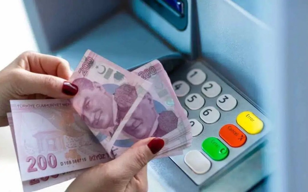 ATM&rsquo;lerde yeni sistem nasıl işleyecek? Limitler değişiyor! 