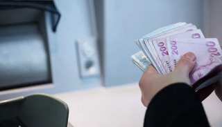 Emsal karar geldi: Derece gecikmelerine faizli maaş farkı ödenecek