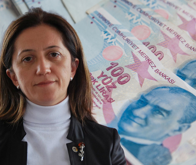 DİSK'ten asgari ücret çıkışı! "2026 daha da kötü geçecek"