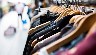 Prada, Versace'yi 1,25 milyar euroya satın aldı