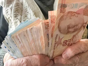 Kritik veri a&ccedil;ıklandı! 2026 yılında en d&uuml;ş&uuml;k emekli maaşına ne kadar zam yapılacak?